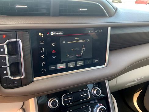 Used 2023 GMC Yukon XL Denali AWD/4WD image 34