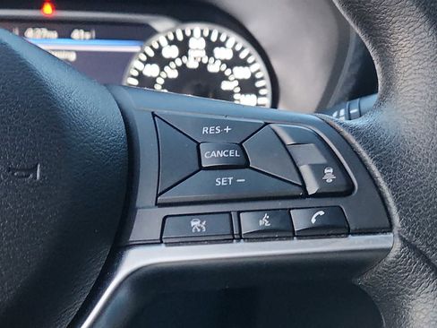 Used 2024 Nissan Sentra SV image 21