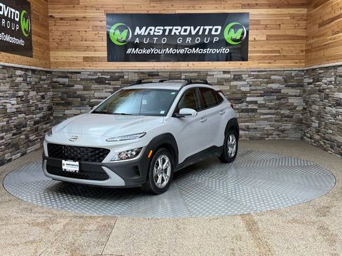 Used 2023 Hyundai Kona SEL image 4