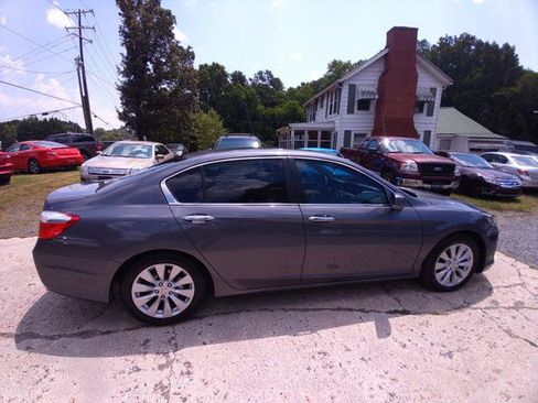 Used 2014 Honda Accord EX image 5
