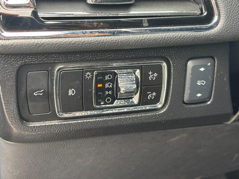 Certified 2024 Lincoln Navigator L Reserve image 18