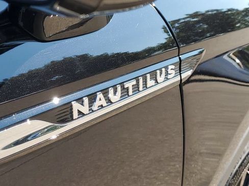 Used 2023 Lincoln Nautilus Reserve w/ Monochromatic Package AWD/4WD image 37