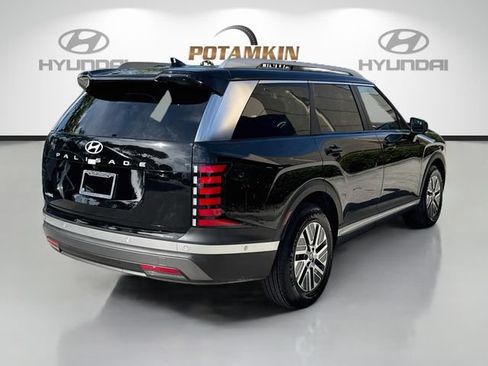 Certified 2026 Hyundai Palisade SEL Premium FWD image 5