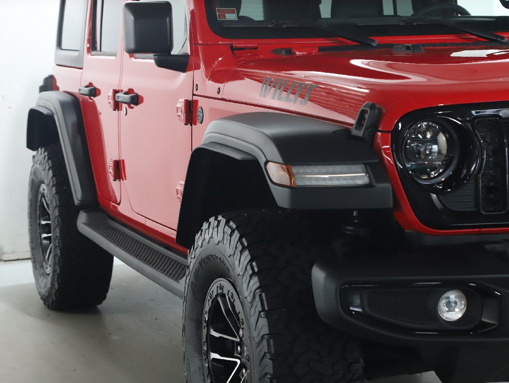 Used 2025 Jeep Wrangler Unlimited Sport AWD/4WD image 10