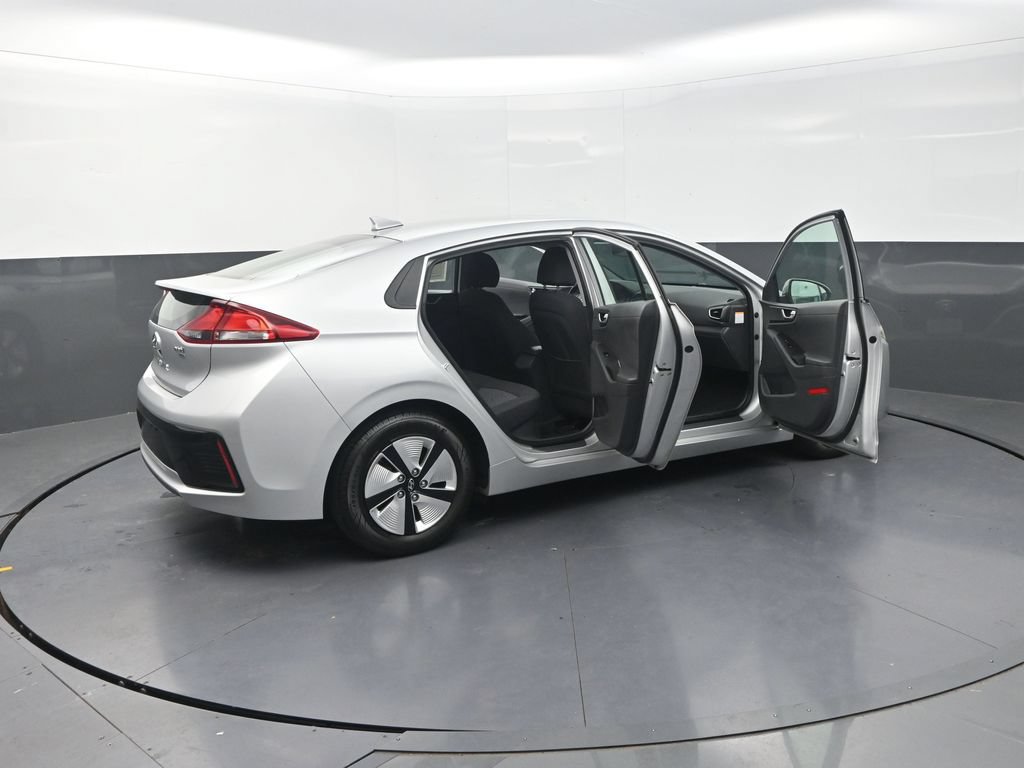 Used 2018 Hyundai Ioniq Blue FWD image 35