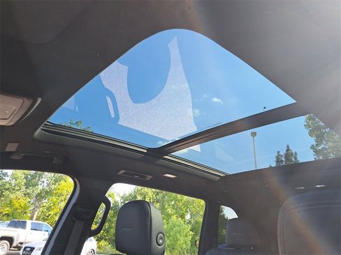 New 2026 Buick Enclave Avenir w/ Super Cruise Package image 33