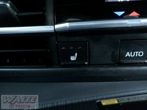 Certified 2021 Toyota Sienna XSE image 19