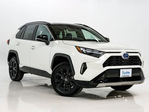 Used 2022 Toyota RAV4 XSE image 5