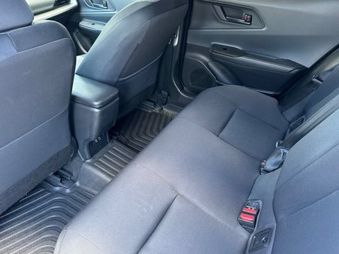 Used 2023 Toyota Prius LE FWD image 13