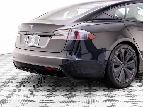 Used 2022 Tesla Model S AWD/4WD image 39