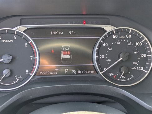 Used 2024 Nissan Rogue SV image 19