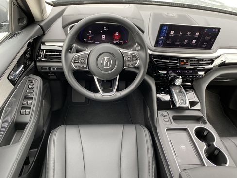 Used 2025 Acura MDX SH-AWD image 8