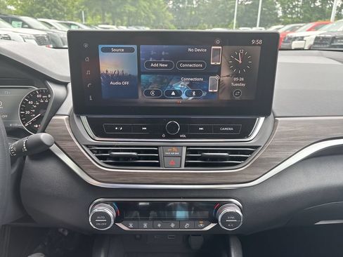 New 2026 Nissan Altima 2.5 SV w/ SV Special Edition Package FWD image 11