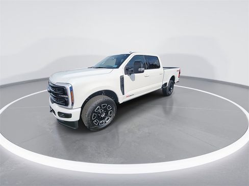 New 2026 Ford F250 Platinum image 4