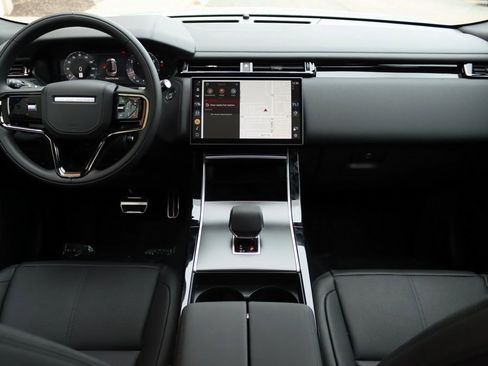 Used 2026 Land Rover Range Rover Velar Dynamic SE image 10