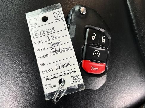 Used 2021 Jeep Gladiator Overland AWD/4WD image 34