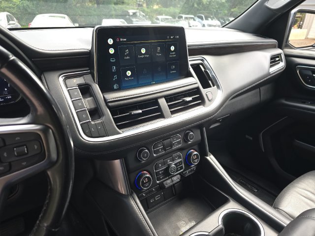 Used 2022 Chevrolet Suburban LT RWD image 19