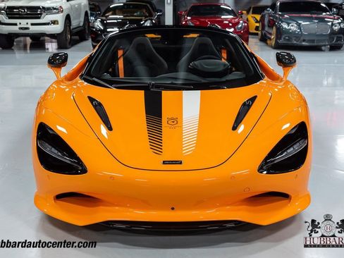 Used 2024 McLaren 750S Spider image 27