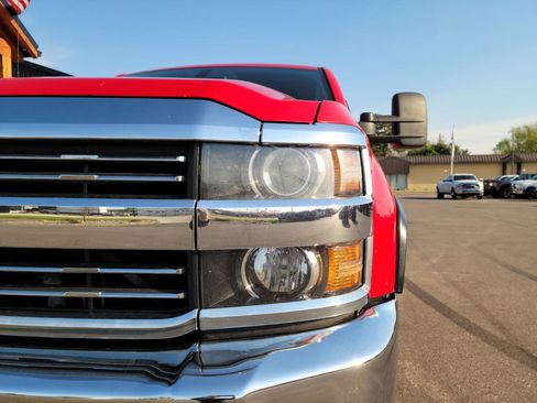 Used 2015 Chevrolet Silverado 2500 W/T image 17