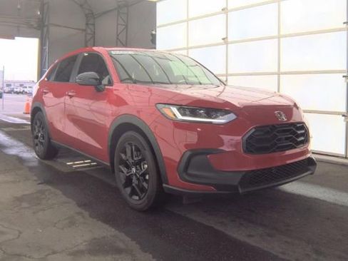 Used 2024 Honda HR-V Sport image 2