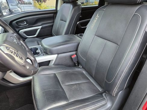 Used 2018 Nissan Titan PRO-4X w/ Pro-4x Convenience Package image 22
