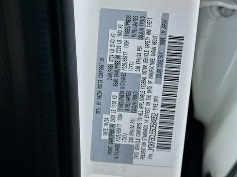 Used 2025 MAZDA CX-5 AWD 2.5 S w/ Preferred Package image 12