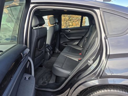 Used 2016 BMW X4 M40i image 12