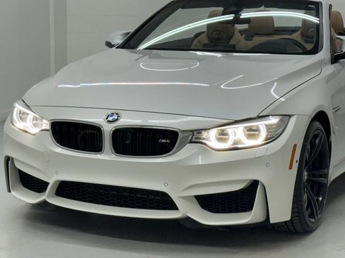 Used 2016 BMW M4 Convertible RWD image 9