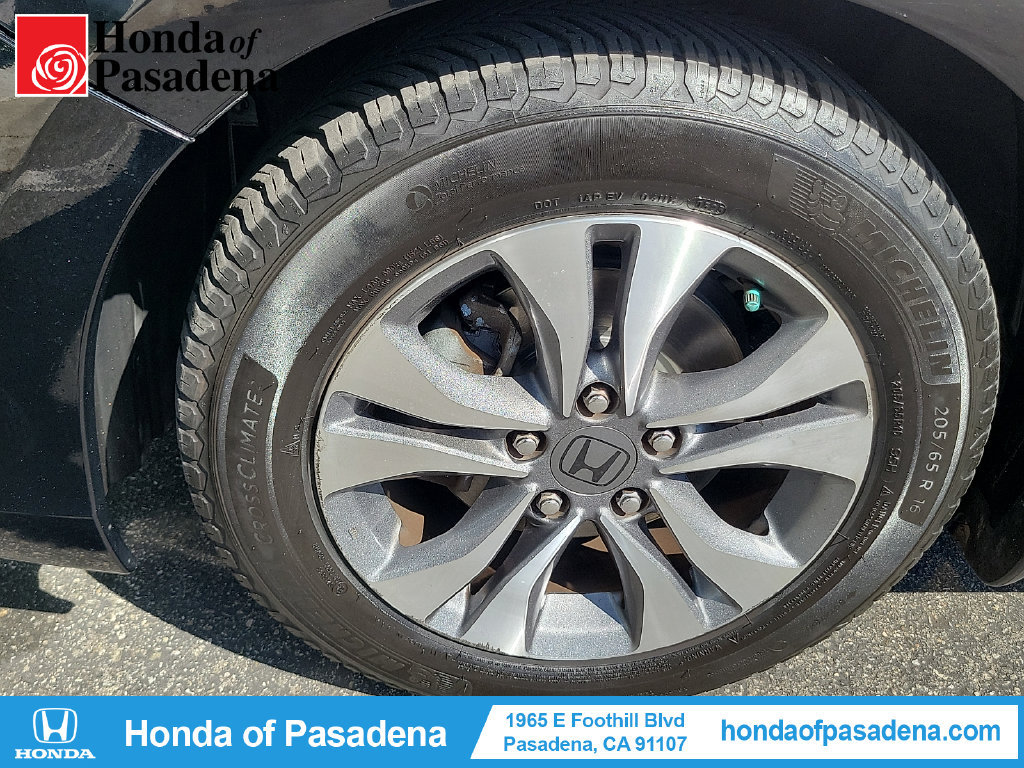 Used 2013 Honda Accord LX image 27