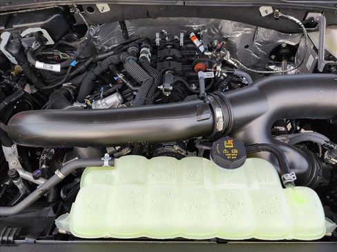 New 2026 Ford Expedition Active image 16