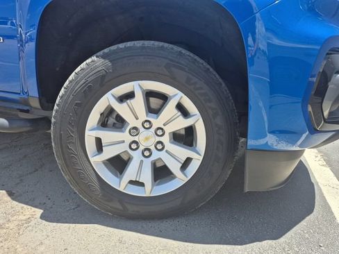 Used 2021 Chevrolet Colorado LT w/ Safety Package RWD image 6