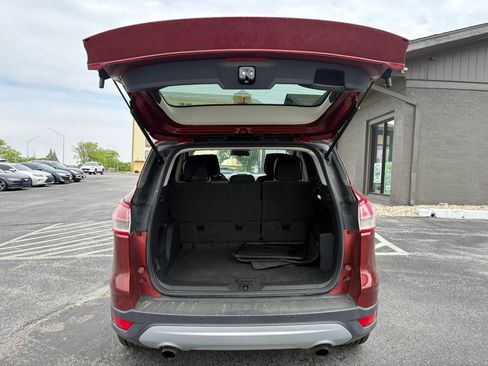 Used 2016 Ford Escape SE w/ Equipment Group 201A AWD/4WD image 10