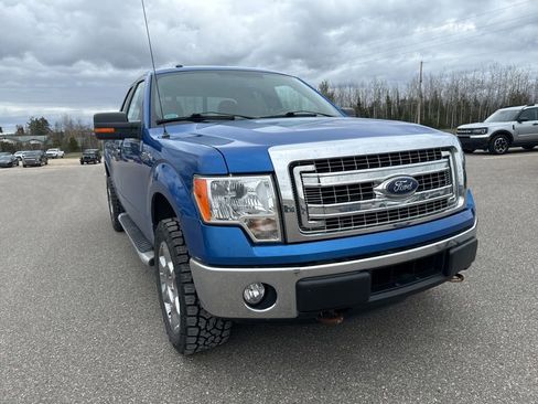 Used 2014 Ford F150 XLT w/ Equipment Group 302A Luxury AWD/4WD image 4