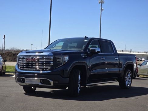 Used 2023 GMC Sierra 1500 Denali w/ Technology Package image 10