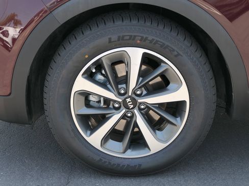 Used 2019 Kia Sorento EX FWD image 8