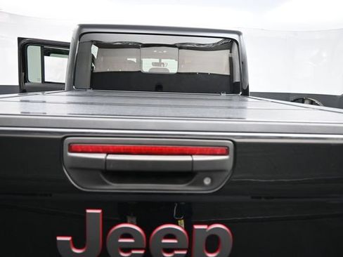 Used 2022 Jeep Gladiator Rubicon w/ Dual Top Group AWD/4WD image 25