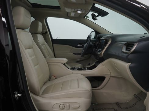 Used 2021 GMC Acadia Denali w/ GMC Pro Grade Package AWD/4WD image 14