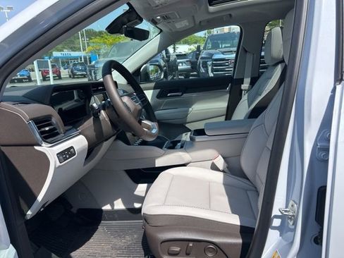 New 2026 GMC Terrain Denali w/ LPO, Floor Liner Package AWD/4WD image 11