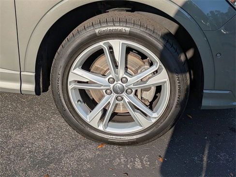 Used 2019 Audi Q3 2.0T Prestige w/ Prestige Package image 11