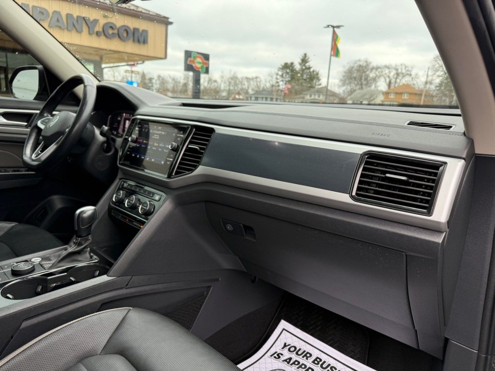 Used 2021 Volkswagen Atlas SEL Premium AWD/4WD image 12