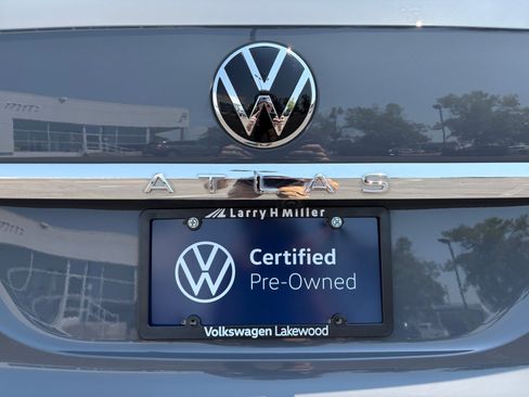 Used 2022 Volkswagen Atlas Cross Sport SEL Premium R-Line AWD/4WD image 24