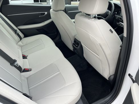 Used 2022 Hyundai Sonata SEL w/ Convenience Package FWD image 16