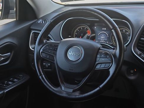 Used 2021 Jeep Cherokee Trailhawk AWD/4WD image 18