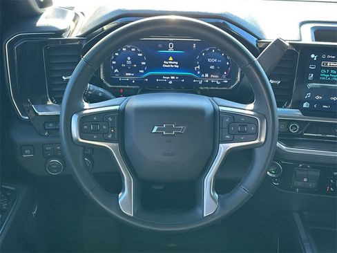 Used 2025 Chevrolet Silverado 2500 LTZ w/ Trail Boss Package image 25