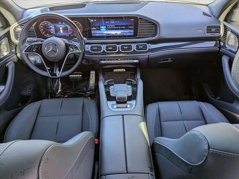 Certified 2026 Mercedes-Benz GLS 580 4MATIC image 19