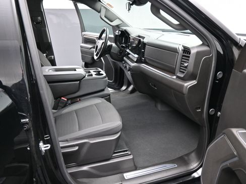 Certified 2024 Chevrolet Silverado 1500 LT image 18