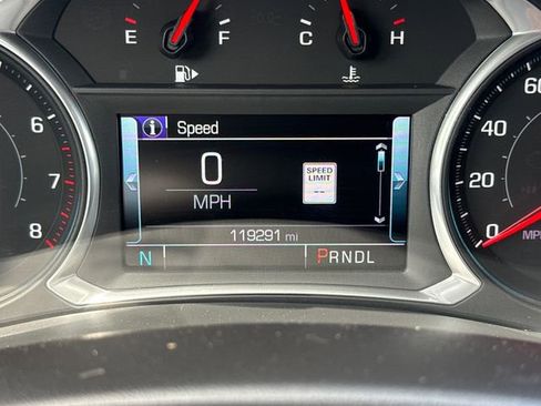 Used 2017 Chevrolet Malibu Premier w/ Premier Sun and Wheel Package FWD image 21