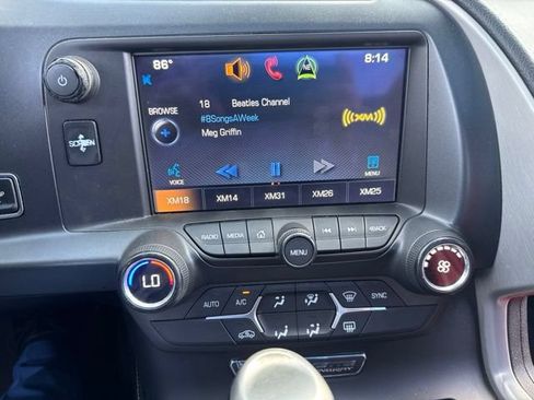Used 2014 Chevrolet Corvette Stingray Coupe RWD image 16