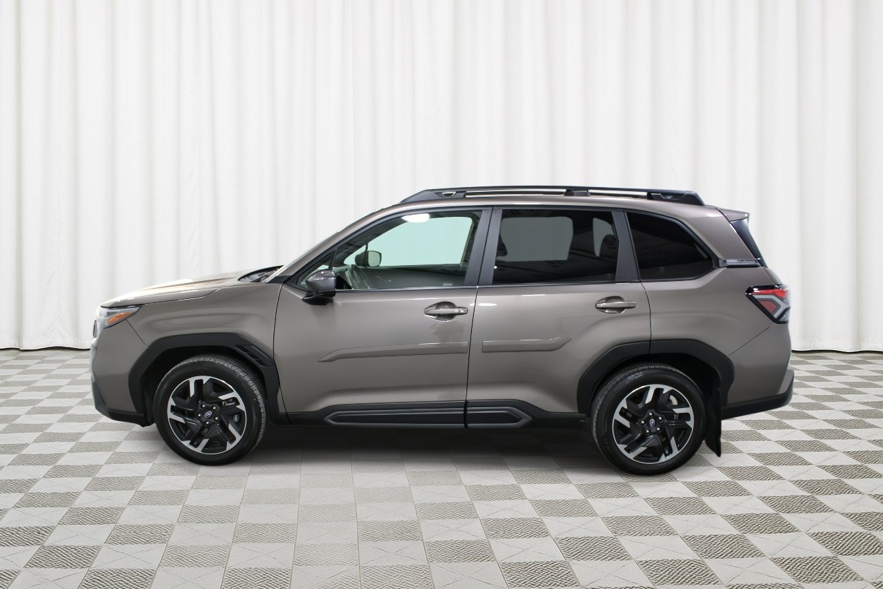 Certified 2025 Subaru Forester Limited AWD/4WD image 6