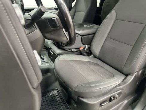 Used 2021 GMC Sierra 2500 SLE w/ SLE Value Package; AWD/4WD image 10